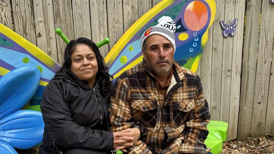 Familia separada por deportación del padre