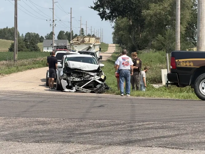 Two-vehicle accident outside of Stanton leaves one injured
