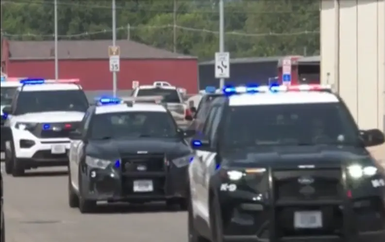 Procession held honoring former Crete police chief