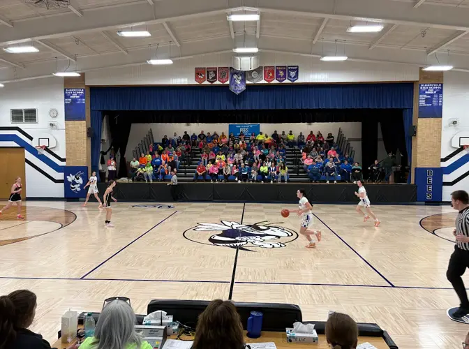 Bloomfield rolls Creighton, Plainview stuns EPPJ to set up Queen Bee-Pirates Sub-District Title