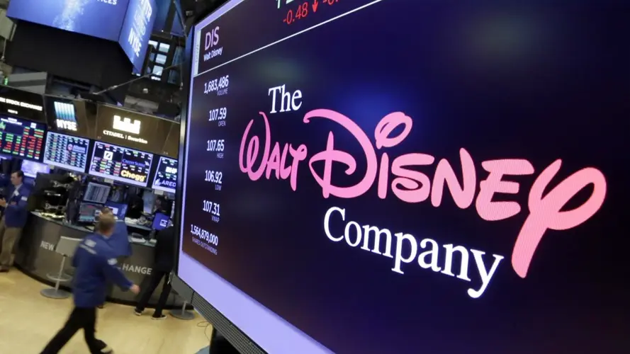 Disney enfrenta demanda por uso de reconocimiento facial en sus parques