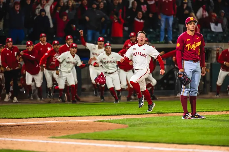 Husker Notes: Huskers Stun No. 12 USC Behind Moyer's Walk-Off Bunt