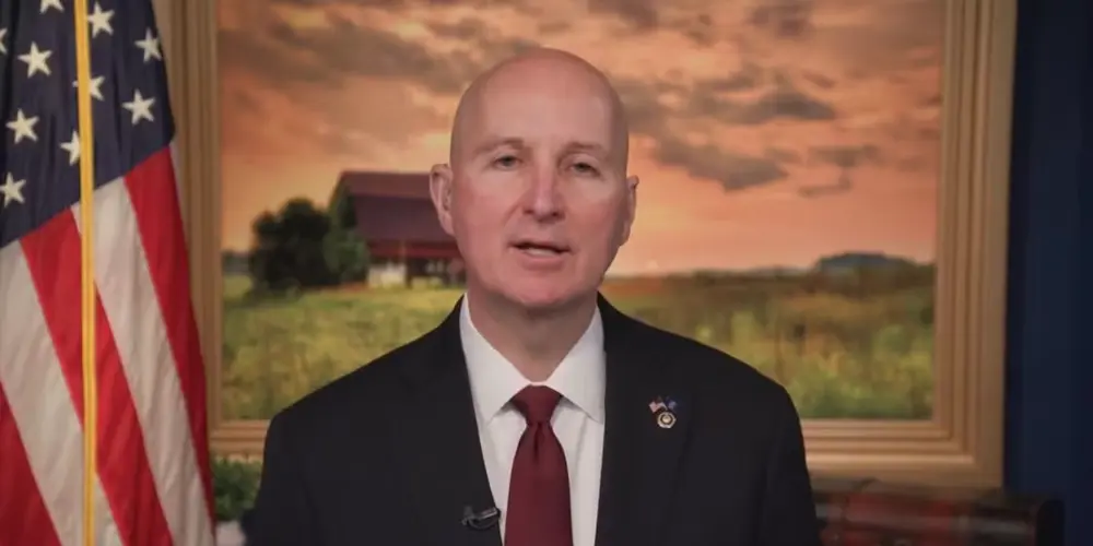 Encuentran sustancia sospechosa en oficina del senador Pete Ricketts en Omaha