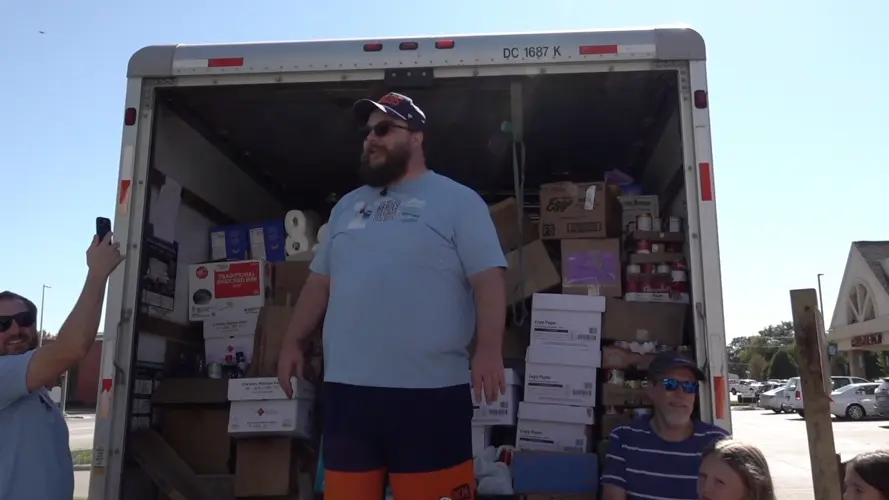 KHAS Radio Concludes Heros for Hunger Food Drive