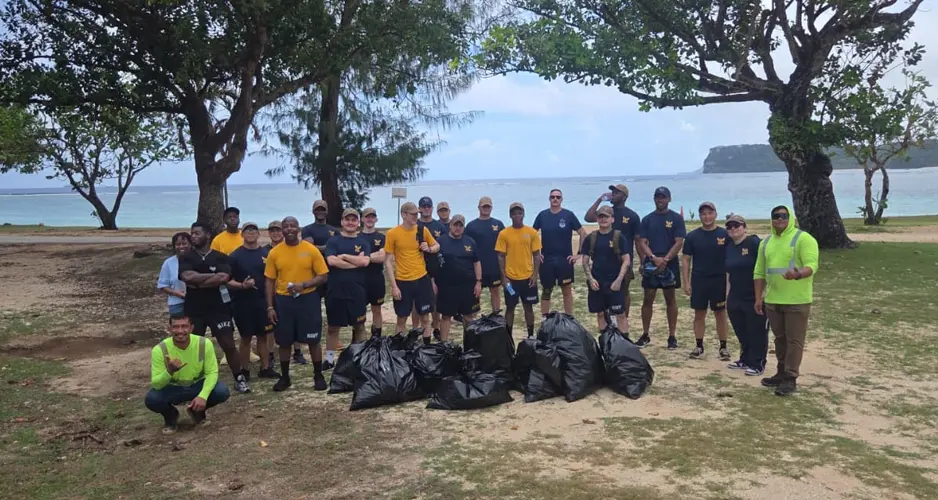 USS George Washington crew gives back
