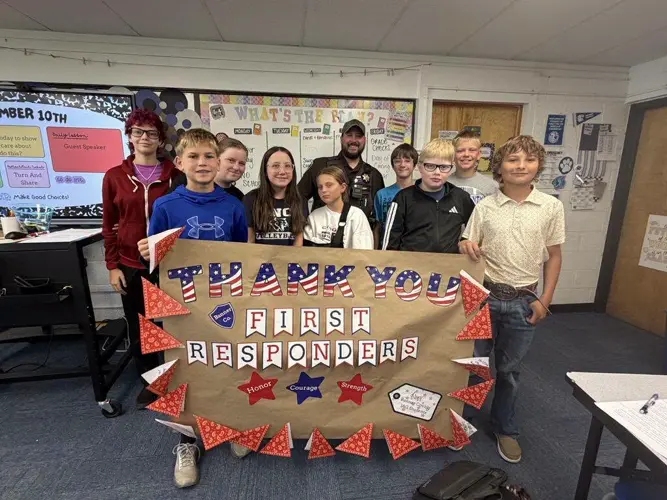 Banner County students honor Banner County first responders