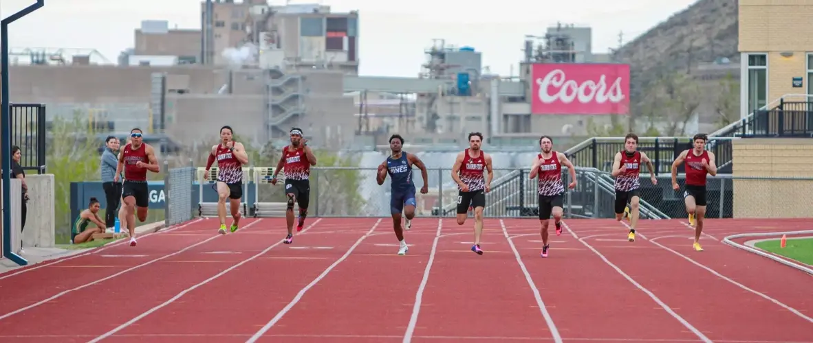 100-Meter Sprinters, 4x400 Relay Among Bauer Open Standouts