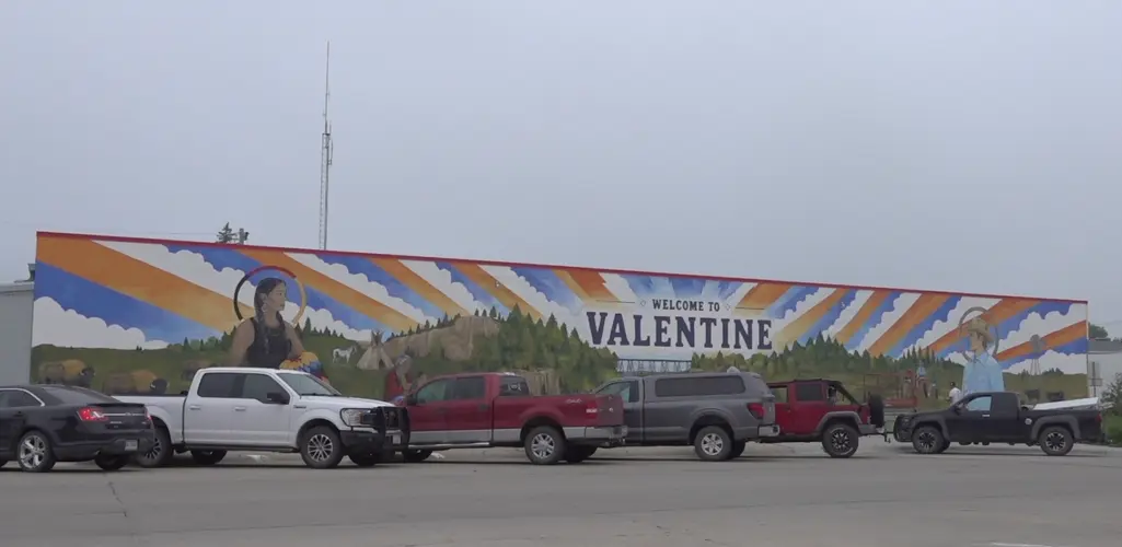 Nearly block-long mural finished in Valentine