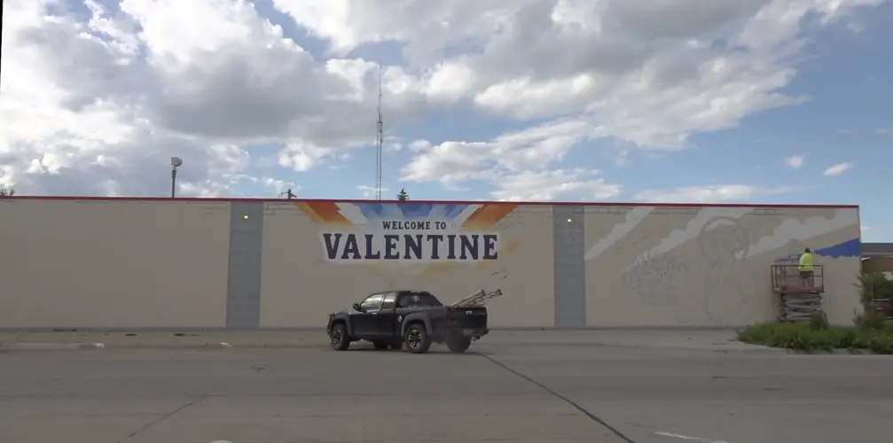 Nearly block-long mural taking shape in Valentine