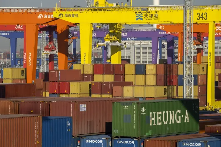 Nebraska businesses urged to file for tariff refunds now