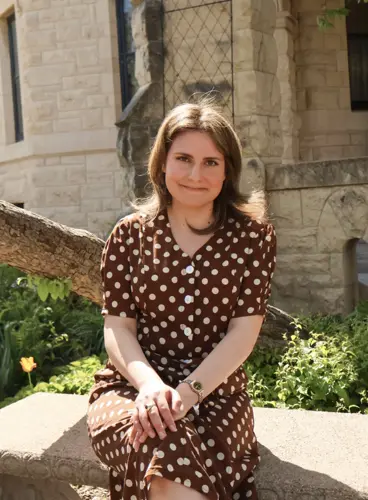 Joslyn Castle suma a Mónica Gómez