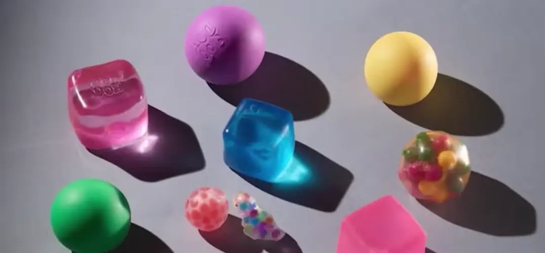 Retiran juguetes “squishy” vendidos en Walmart por posible presencia de asbesto