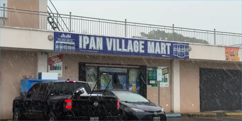 Southern store robbed at gunpoint