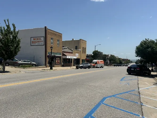 Nebraska City smoke shops investigated
