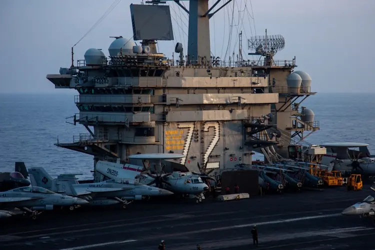 Navy ships arrive on Guam for brief logistics stop