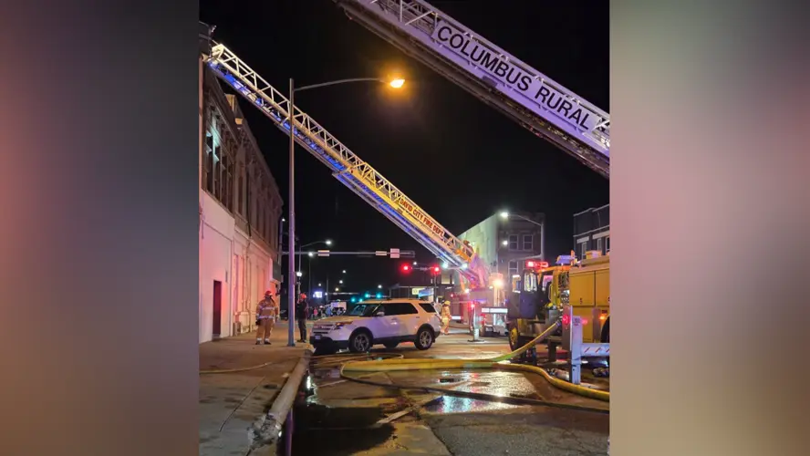 Malfunctioning air conditioner sparks Columbus apartment fire