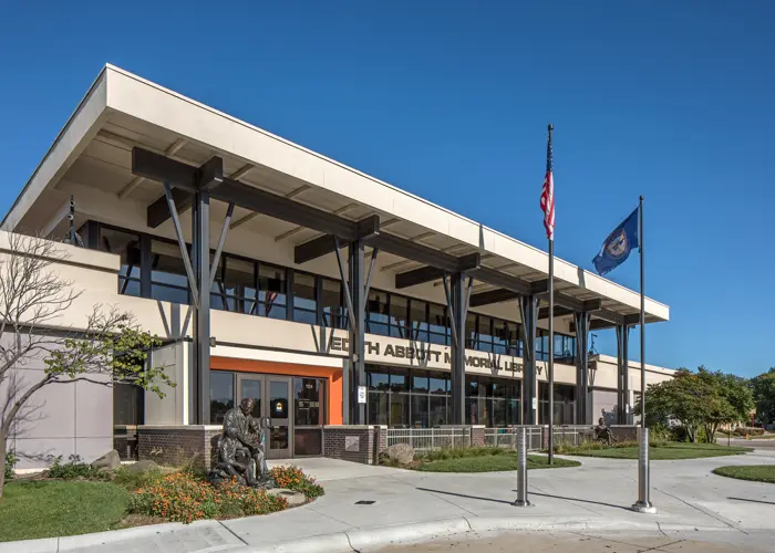 La Biblioteca Pública de Grand Island lanzará un nuevo bibliobús en 2027