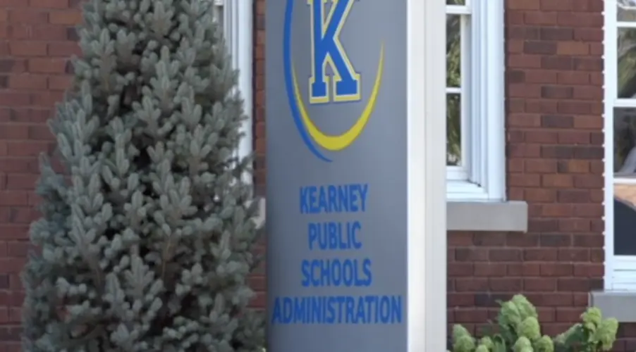 Kearney Public Schools, UNMC create early pathway for future nurses