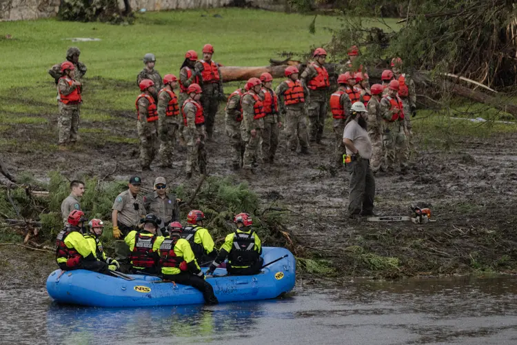 Equipo de rescate de Nebraska viaja a Texas para apoyar tras fuertes inundaciones
