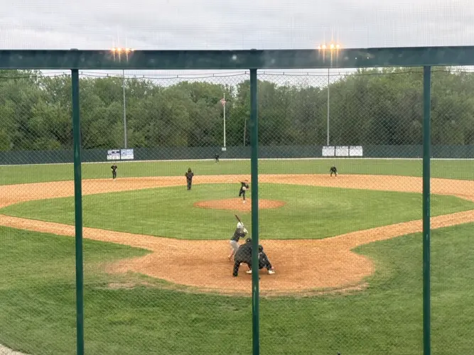 Pioneers complete nine-run comeback, knock off Beatrice in extras