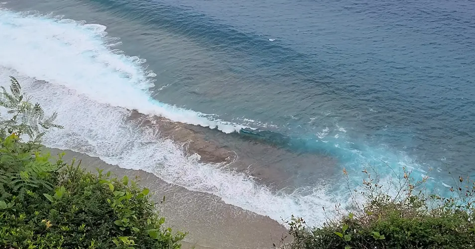 Tsunami advisory issued for Guam