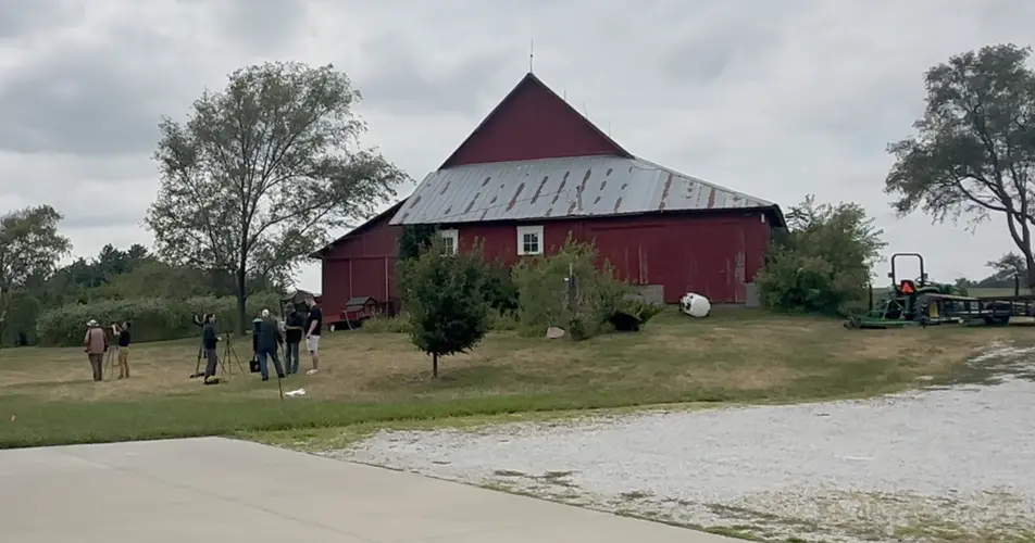 Hansen raises the alarm about farm crisis
