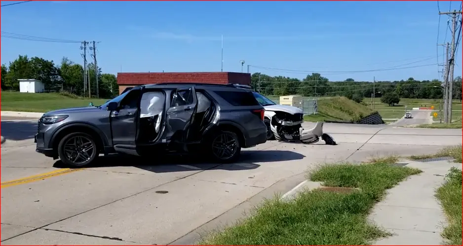 Beatrice authorities called to 4th and Grant collision