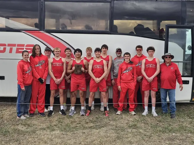 Potter-Dix boys, Ogallala girls claim titles at Leyton Invite