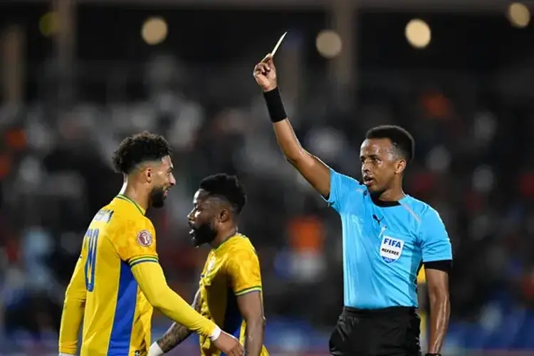 Árbitro somalí queda fuera del Mundial tras ser rechazado en EE.UU.