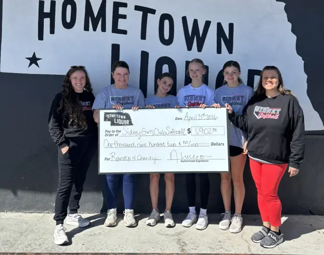 Hometown Liquor, customers support Sidney Girls Club Softball