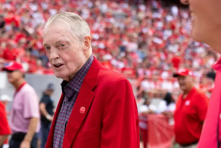 College coaching great Tom Osborne becomes 1st living inductee in Nebraska’s state hall of fame