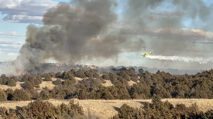 Declaran emergencia por incendio forestal en el oeste de Nebraska