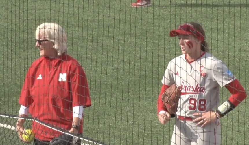 Nebraska shakes off slow start, tops South Dakota 4-1