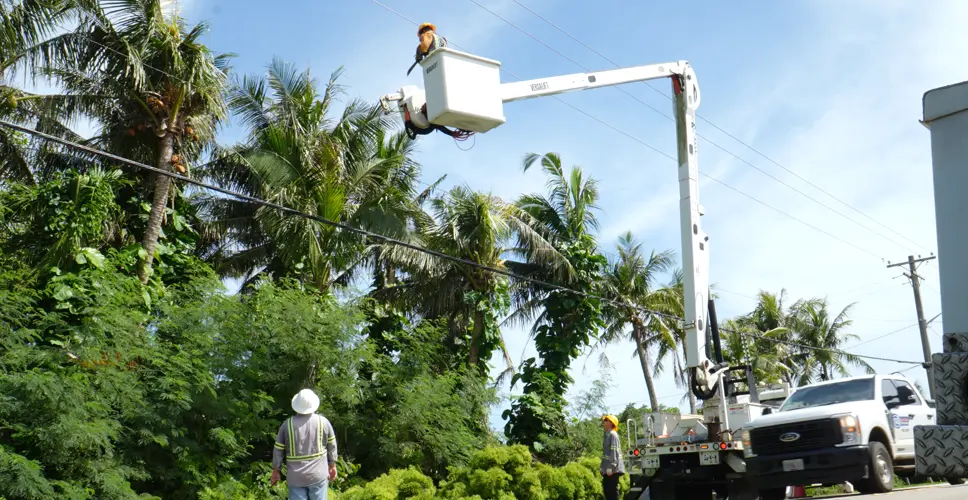 Island neighbors share power experiences from Champi