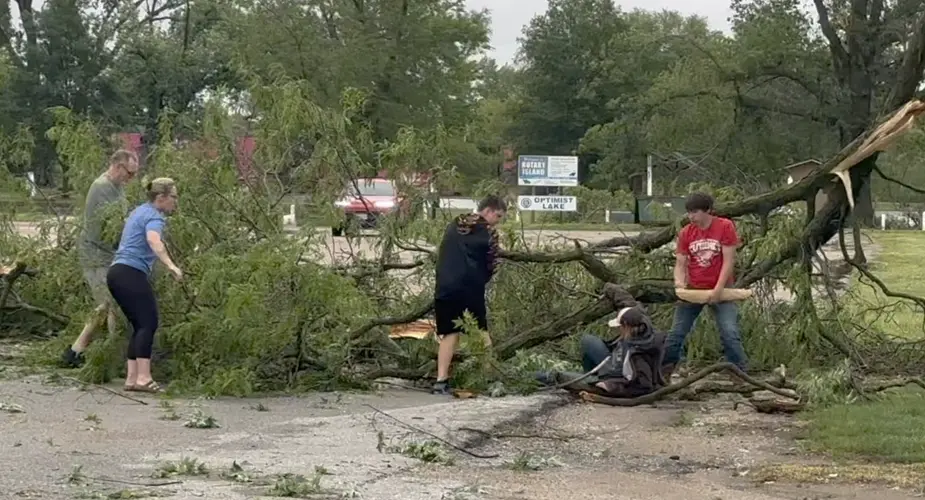 Volunteers spring to action for storm recovery